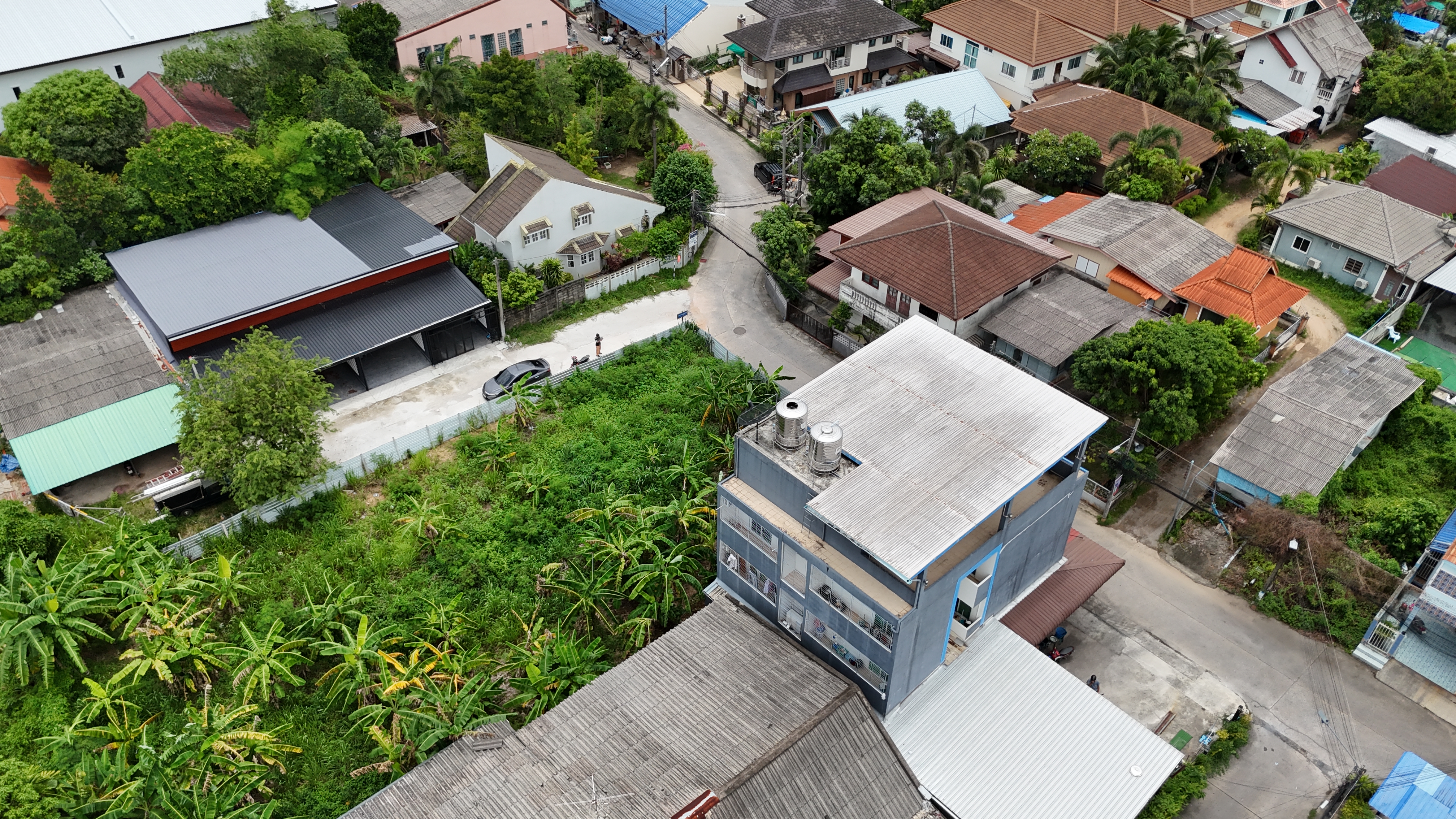 13.8 ลบ ที่ดินในซอย ติดถนน 2 ด้าน ค่ายเสนา <<{มีภาพมุมสูง}>> - Image 13