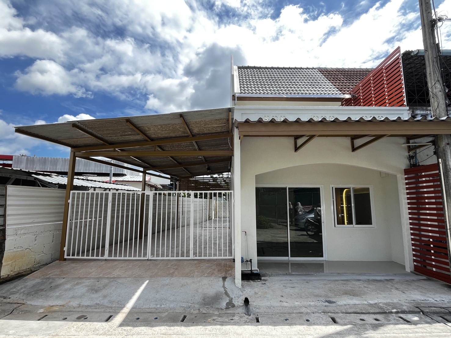 1.89 ลบ บ้านทาวน์เฮาส์ รีโนเวท 2 ชั้น ไฟฟ้าหาดใหญ่ใน - Image 2