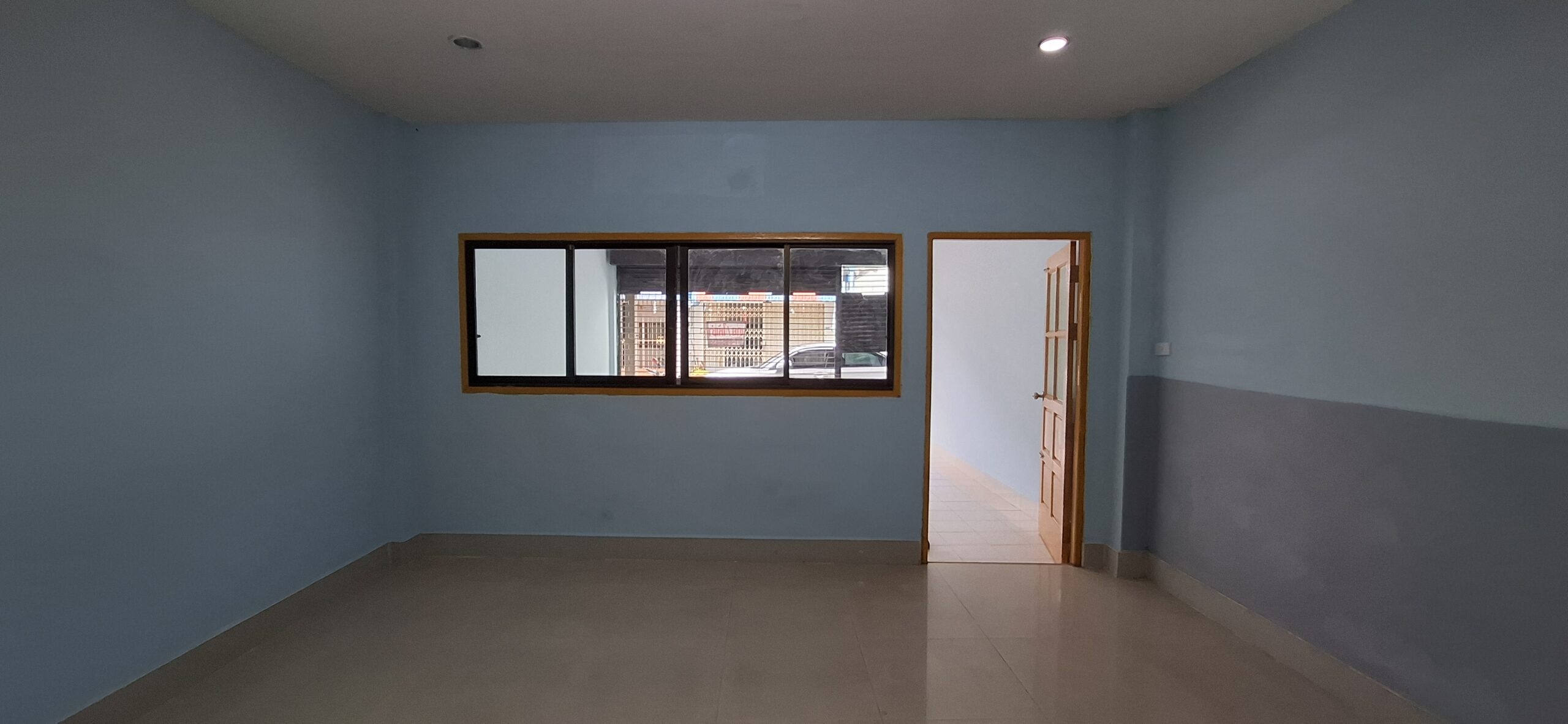 2.3 ลบ บ้านทาวน์เฮาส์ 2 ชั้น รีโนเวทแล้ว หลังโฮมโปร - Image 8