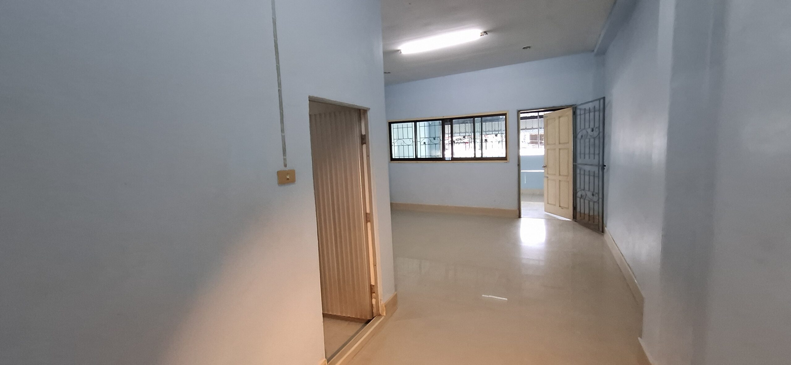 2.3 ลบ บ้านทาวน์เฮาส์ 2 ชั้น รีโนเวทแล้ว หลังโฮมโปร - Image 27